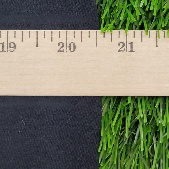 Aaliyah Rap-Tee Shirt Womens Large 20x27 Black R&B - Picture 4 of 12